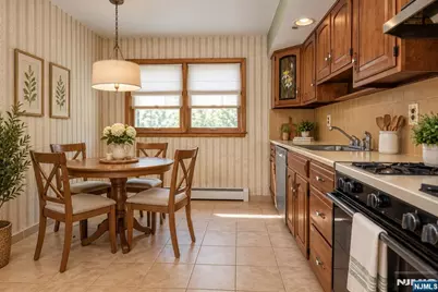 3 Richard Court, Butler, NJ 07405 - Photo 8