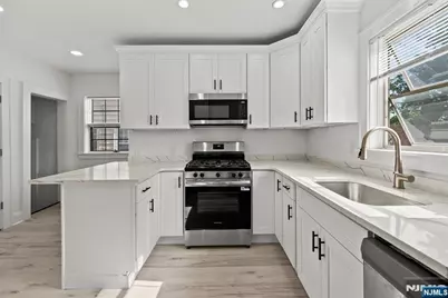 120 Mount Prospect Avenue, Belleville, NJ 07109 - Photo 12