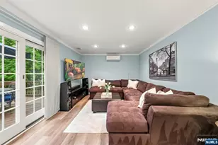 61 Geoffrey Way, Wayne, NJ 07470 - Photo 22