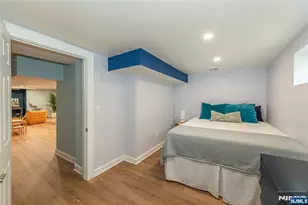 331 Grove St, Montclair, NJ 07042 - Photo 32