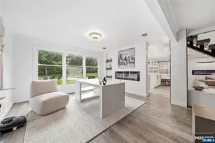 8 Airmont Ave, Mahwah, NJ 07430 - Photo 6