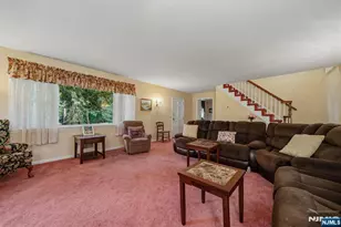 1 Carlyle Pl, Hillsdale, NJ 07642 - Photo 38