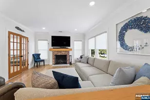 584 Sylvan Pl, Haworth, NJ 07641 - Photo 8