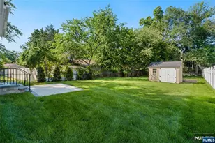 13 Harding Pl, Livingston, NJ 07039 - Photo 46