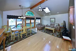 156 Clinton St, Emerson, NJ 07630 - Photo 8