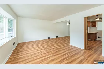 115 Beverly Road, Bloomfield, NJ 07003 - Photo 6