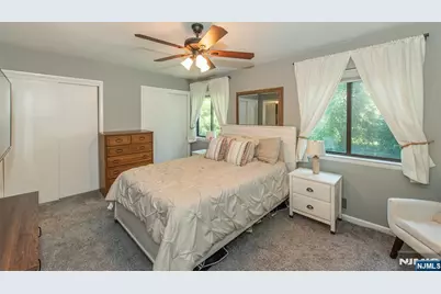 22 Indian Spring Lane, High Bridge, NJ 08829 - Photo 14