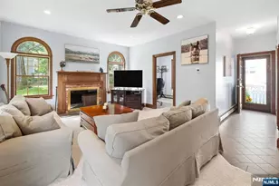 66 Hillside Ave, Midland Park, NJ 07432 - Photo 16
