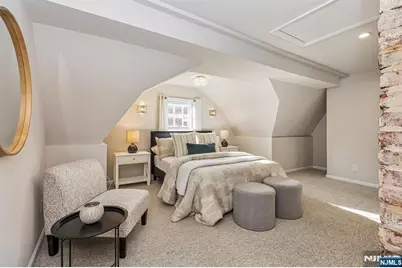 64 Watchung Avenue, Montclair, NJ 07043 - Photo 32