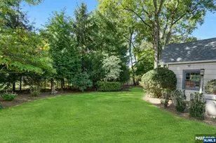 163 Cottage Rd, Wyckoff Township, NJ 07481 - Photo 32