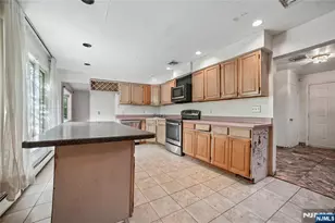 753 Washington Ave, Washington Township, NJ 07676 - Photo 8