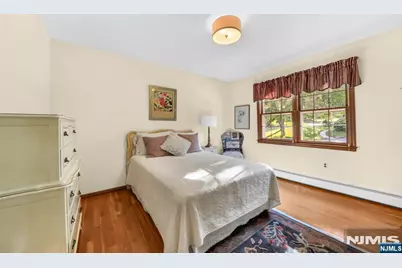 11 Oakland Terrace, Fairfield, NJ 07004 - Photo 18