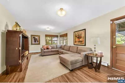 11 Oakland Terrace, Fairfield, NJ 07004 - Photo 12