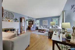 401 Adolphus Ave, Cliffside Park, NJ 07010 - Photo 10