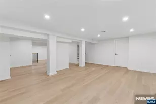 22 Reeve Cir, Millburn, NJ 07041 - Photo 38