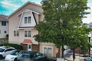 3 Doris Ln, Wallington, NJ 07057 - Photo 2