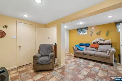195 E Passaic Avenue, Bloomfield, NJ 07003 - Photo 18