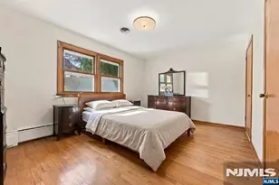 66 Enclosure St, Nutley, NJ 07110 - Photo 12