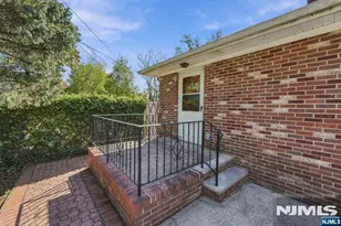 66 Enclosure St, Nutley, NJ 07110 - Photo 32