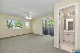 132 Indian Hollow Court, Mahwah, NJ 07430 - Photo 10