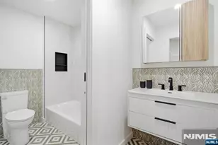 643 S 10th St, Newark, NJ 07108 - Photo 34