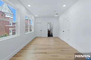 369 6th Ave, Newark, NJ 07107 - Photo 14