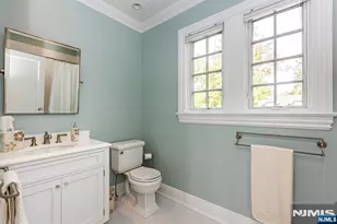 25 Norman Rd, Montclair, NJ 07043 - Photo 28