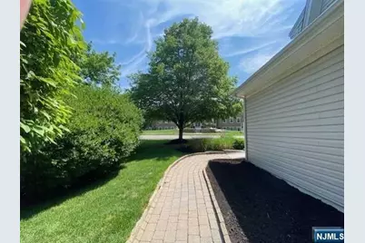 47 S Franklin Turnpike, Ramsey, NJ 07446 - Photo 8