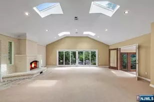 25 Ackerman Rd, Saddle River, NJ 07458 - Photo 18