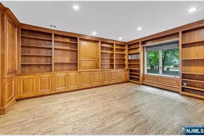 25 Ackerman Road, Saddle River, NJ 07458 - Photo 22