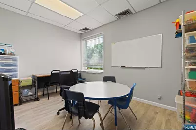 111 Galway Place, Teaneck Township, NJ 07666 - Photo 12