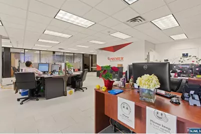 111 Galway Place, Teaneck Township, NJ 07666 - Photo 30