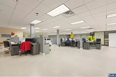 111 Galway Place, Teaneck Township, NJ 07666 - Photo 36