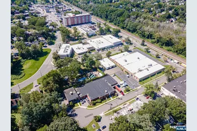 111 Galway Place 202,205 #202,205, Teaneck Township, NJ 07666 - Photo 16