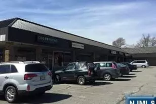 166 Newark Pompton Turnpike, Pequannock Township, NJ 07440 - Photo 1