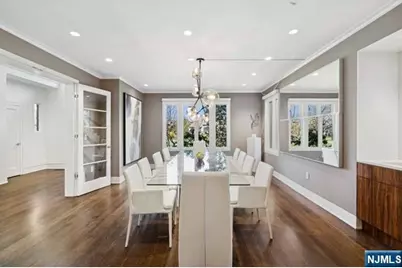 532 Winthrop Road, Teaneck Township, NJ 07666 - Photo 4