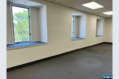 385 Clinton Avenue Back #Back, Wyckoff Township, NJ 07481 - Photo 8