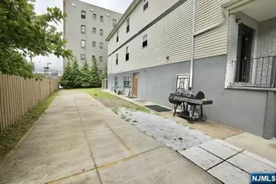 64-66 Montclair Avenue, Newark, NJ 07104 - Photo 14