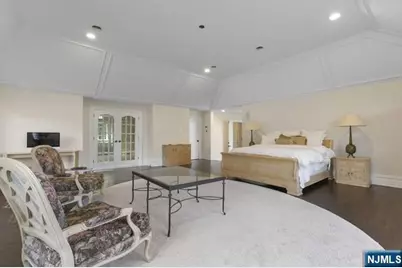 51 Chestnut Ridge Road, Saddle River, NJ 07458 - Photo 20