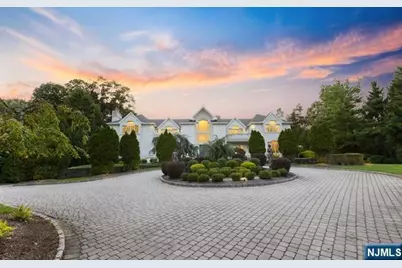 51 Chestnut Ridge Road, Saddle River, NJ 07458 - Photo 2