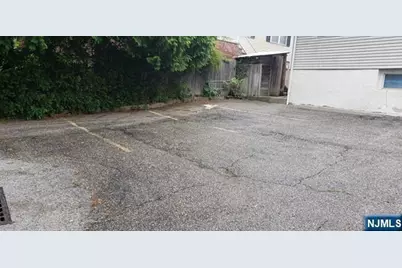 539 Broad Avenue, Palisades Park, NJ 07650 - Photo 12