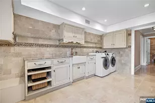 7 Orchard Ln, Old Tappan, NJ 07675 - Photo 20