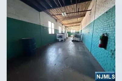 10 Dell Glen Avenue 2 #2, Lodi, NJ 07644 - Photo 4