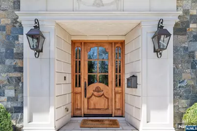 74 Roberts Road, Englewood Cliffs, NJ 07632 - Photo 2