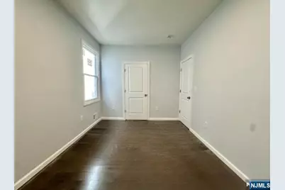 105 7th Street 1 #1, Newark, NJ 07107 - Photo 4