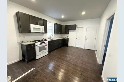 105 7th Street 1 #1, Newark, NJ 07107 - Photo 2