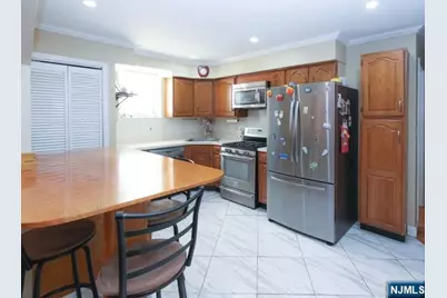 40-44 Rome Street 3 #3, Newark, NJ 07105 - Photo 4