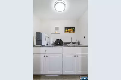 1331 Anderson Avenue Ff #FF, Fort Lee, NJ 07024 - Photo 6