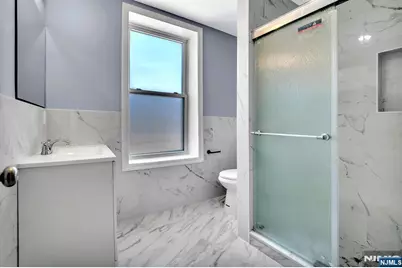 157 Clifton Avenue, Newark, NJ 07104 - Photo 18