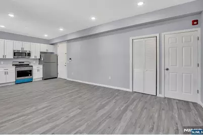 157 Clifton Avenue, Newark, NJ 07104 - Photo 12